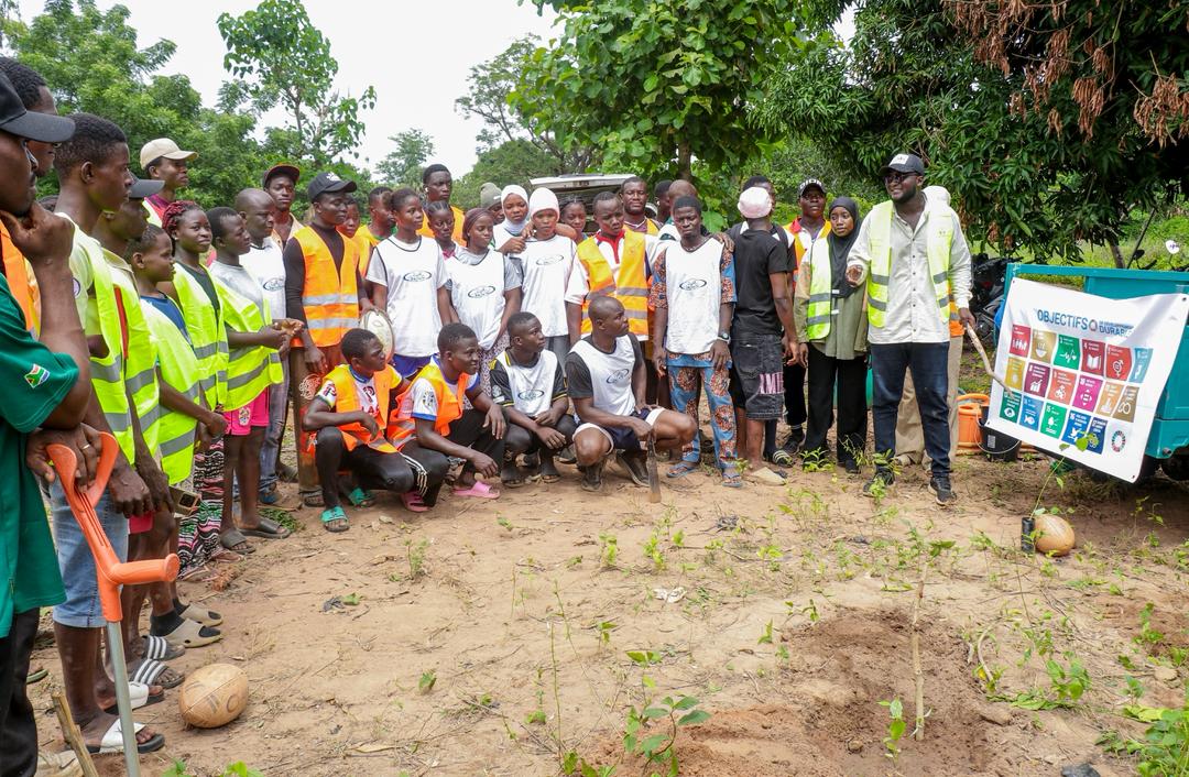 Groupe mobilis&eacute; pour la plantation d&rsquo;arbres